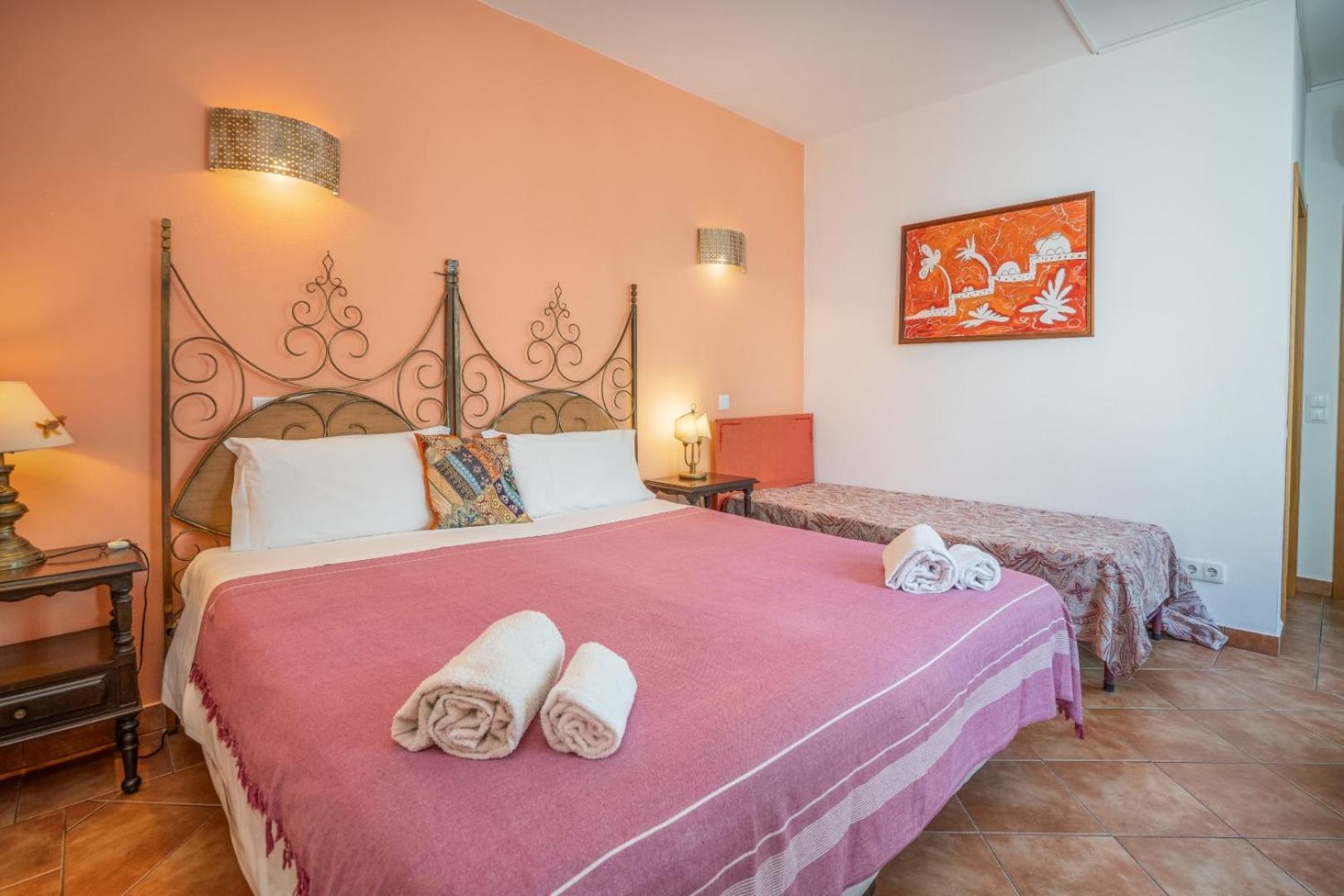 Alvor Ar De Mar Bed & Breakfast Ruang foto